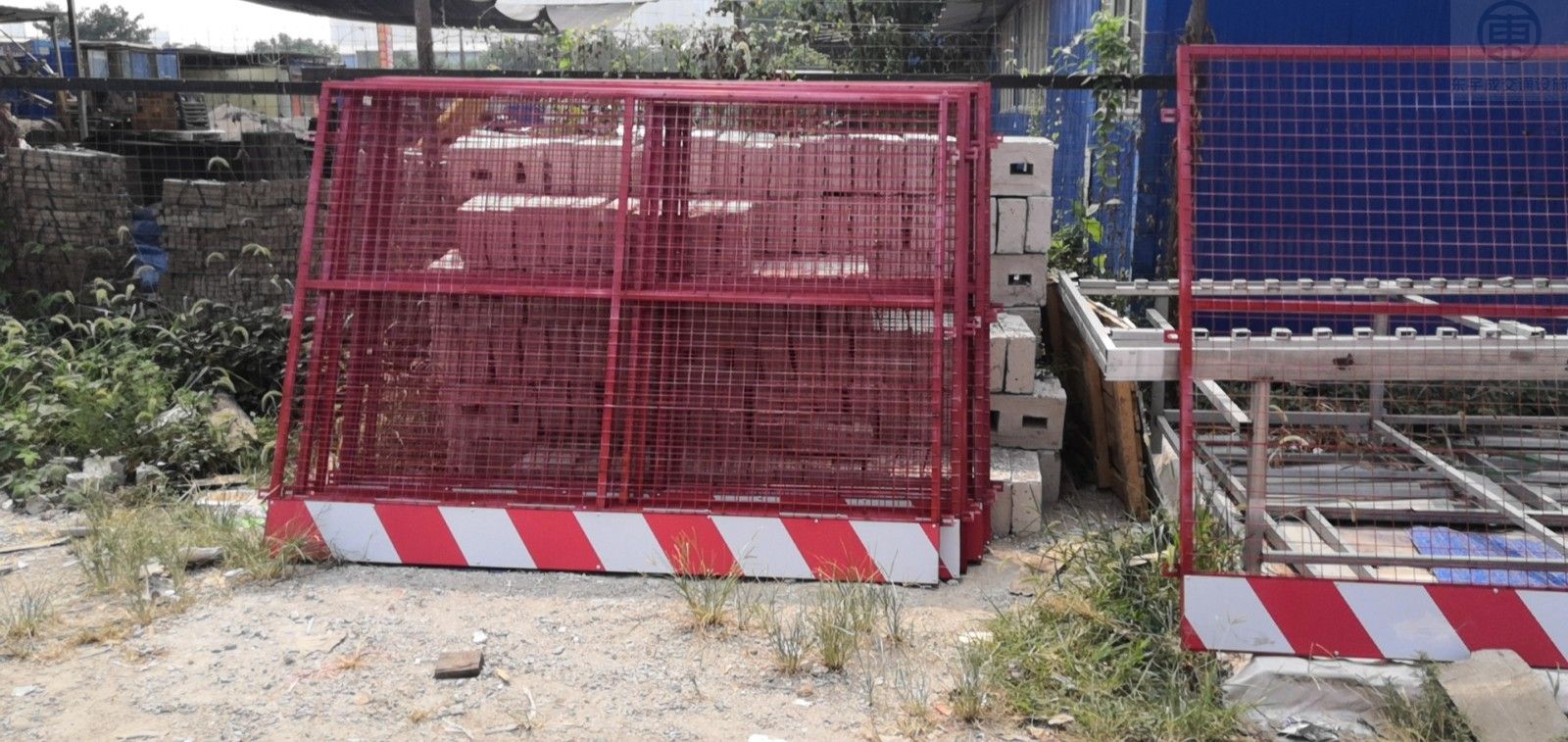 建筑工地基坑护栏